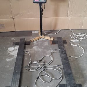 Timbangan digital lantai model garpu
